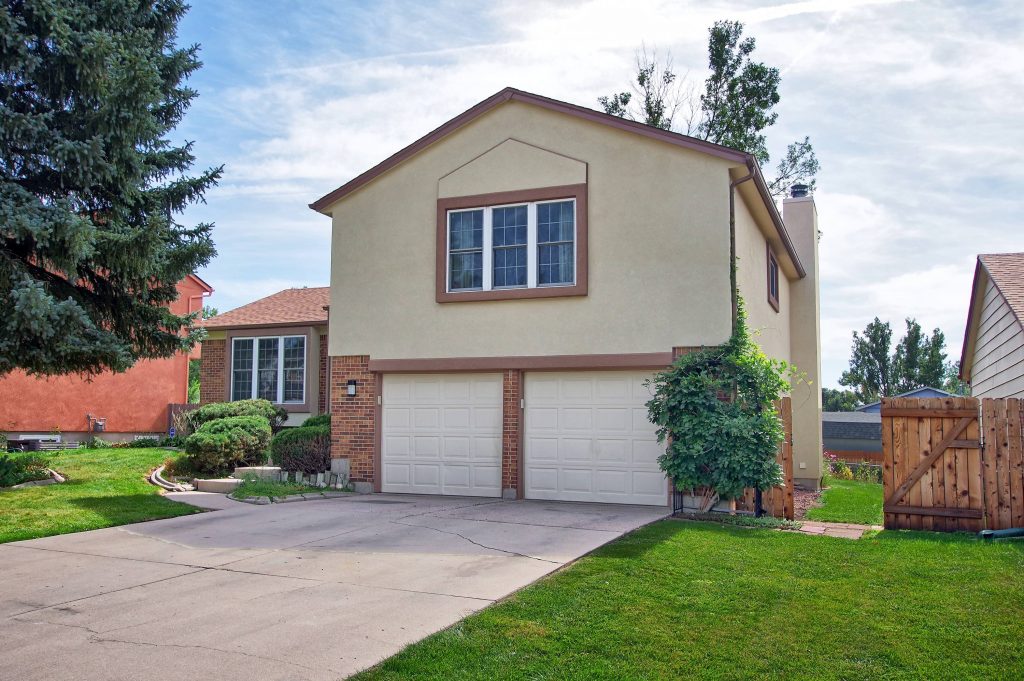 a home in the Colorado Springs area that Larry has sold