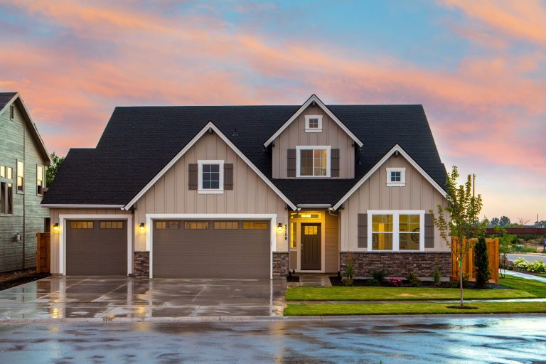 brown and tan craftsman style home in nice neighborhood